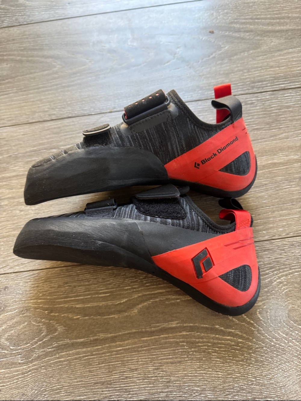 Black Diamond Men's Black and Red Climbing Shoe. EU 39 best fit